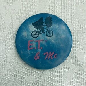 Vtg ET And Me pin Extra Terrestrial Bike Movie Button